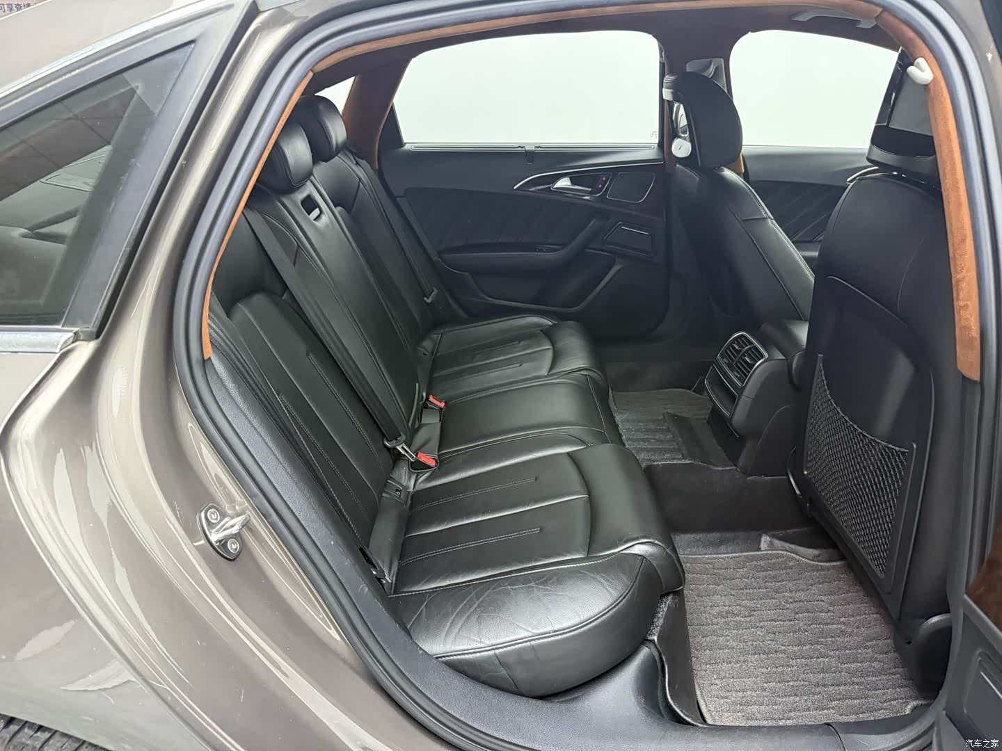 Audi A6L, 2015 8