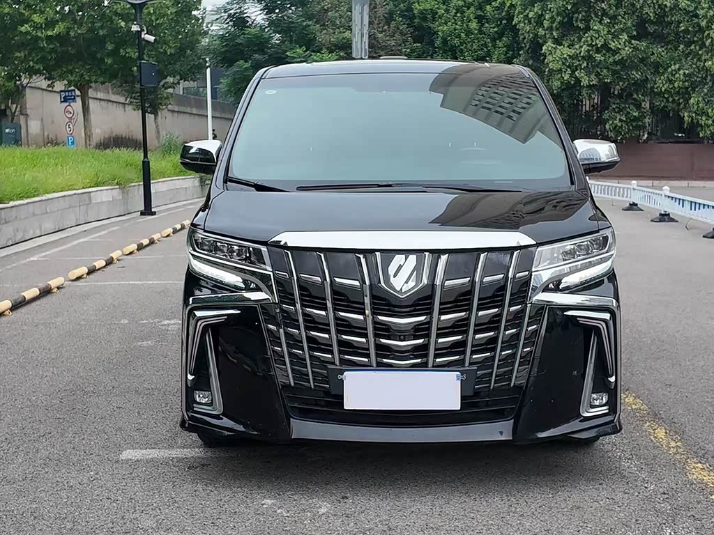 Toyota Alphard 2018 3.5L Luxury