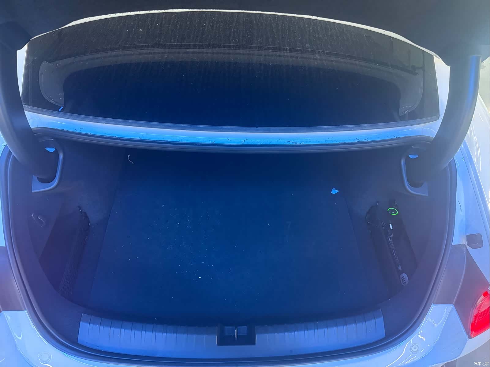 Xiaomi SU7, 2025 6