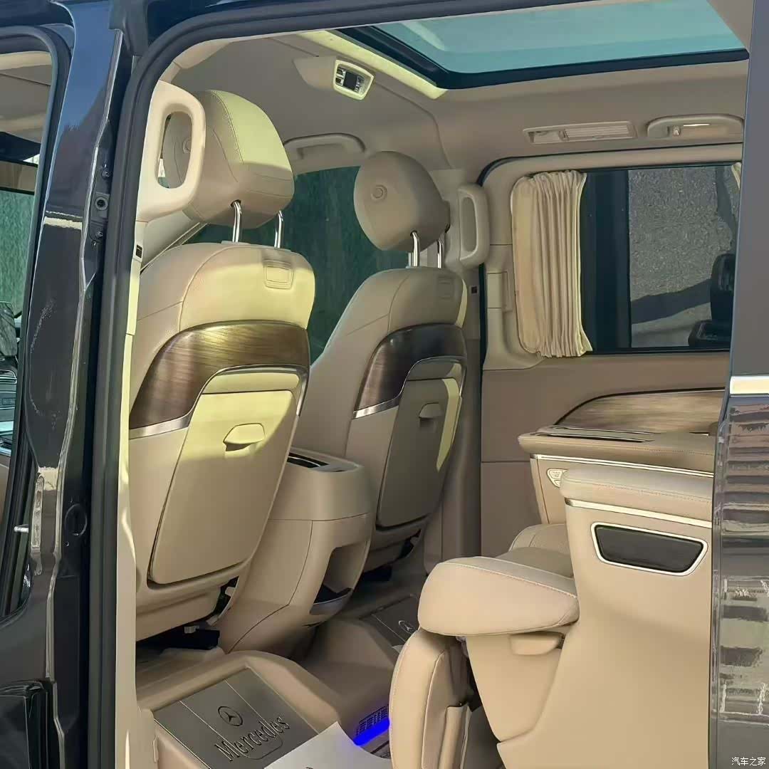 Mercedes-Benz V-Class, 2023 все фото