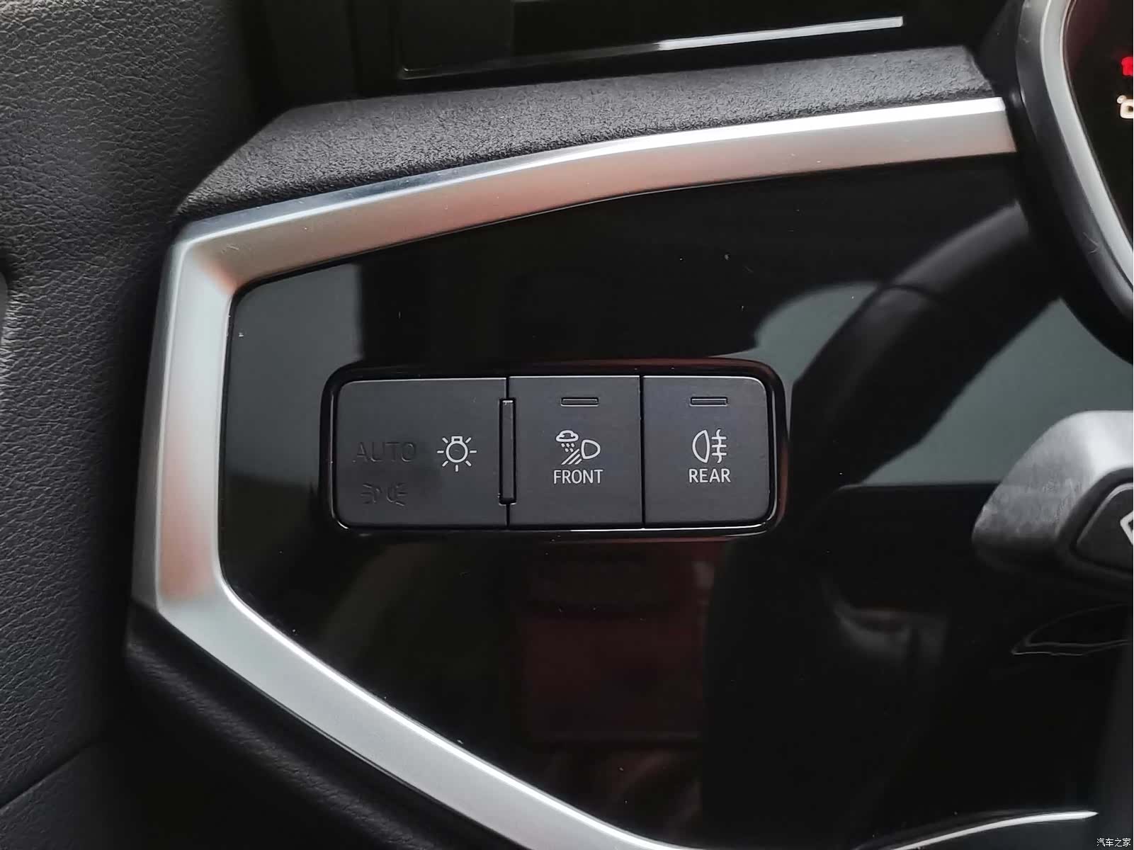 Audi Q3, 2023 12