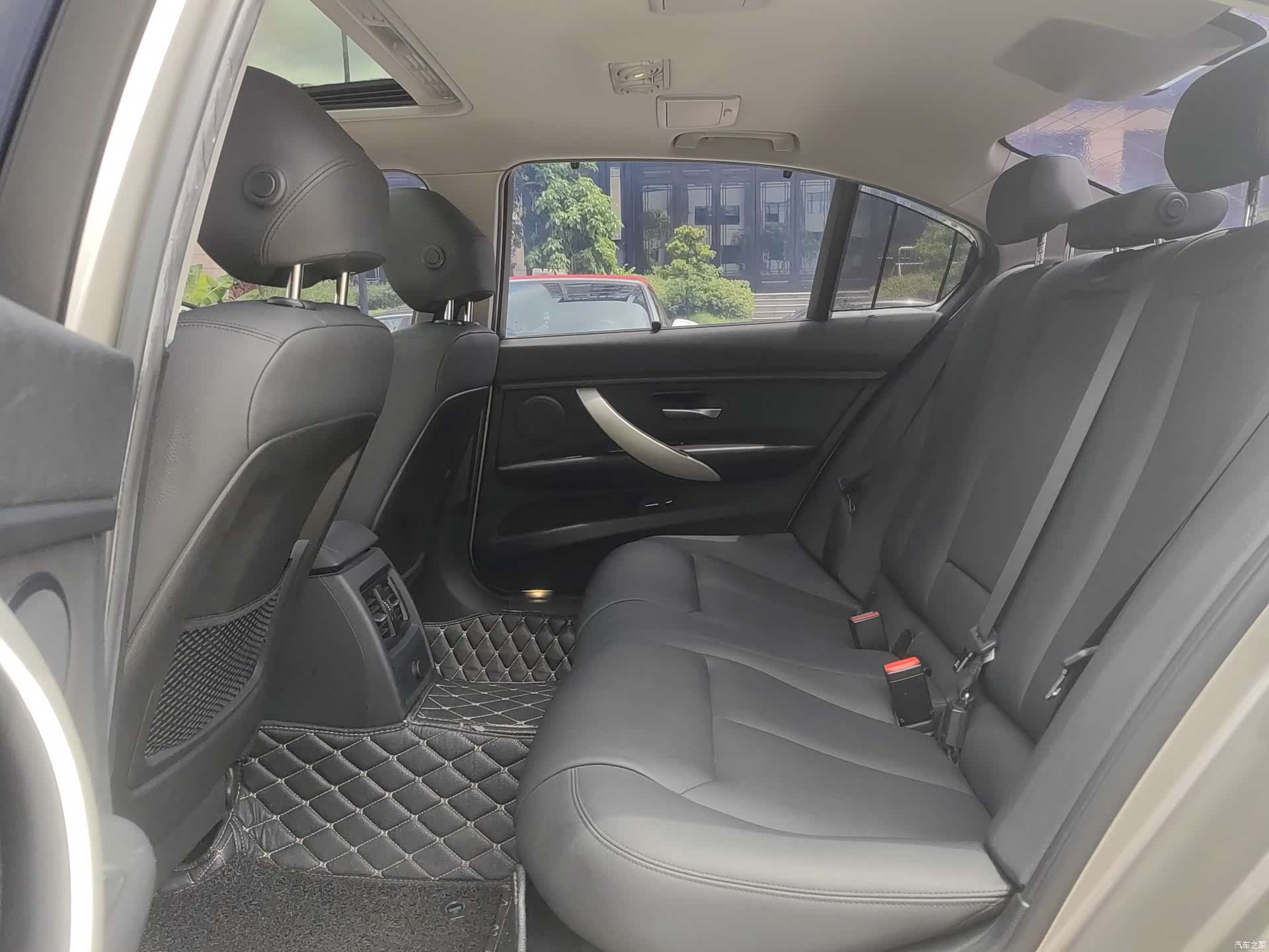 BMW 3 Series, 2015 9