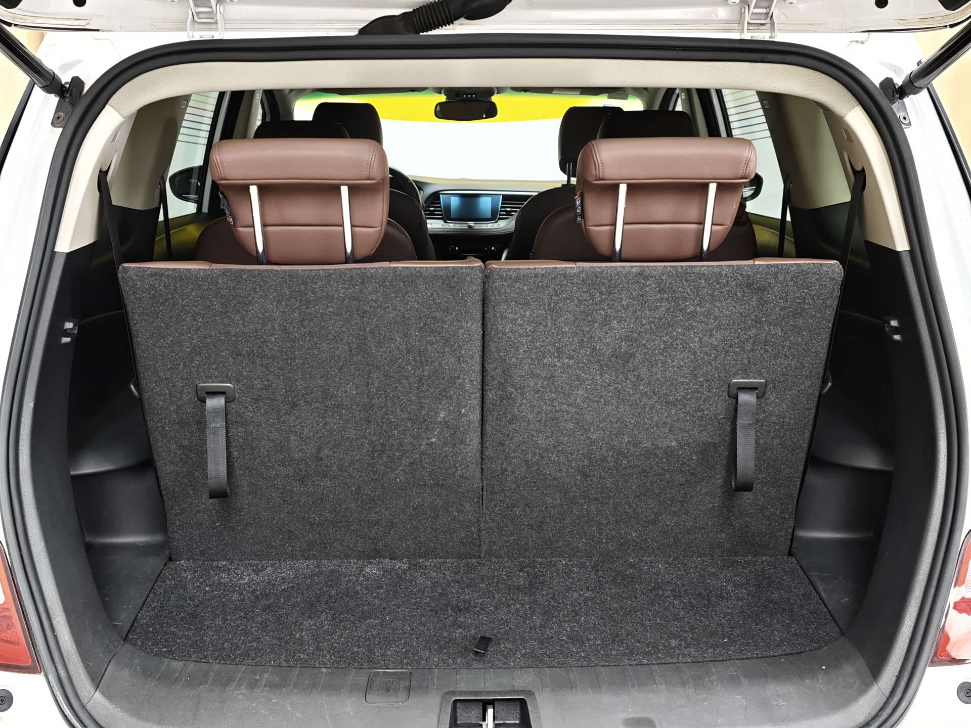 Buick GL6, 2018 20