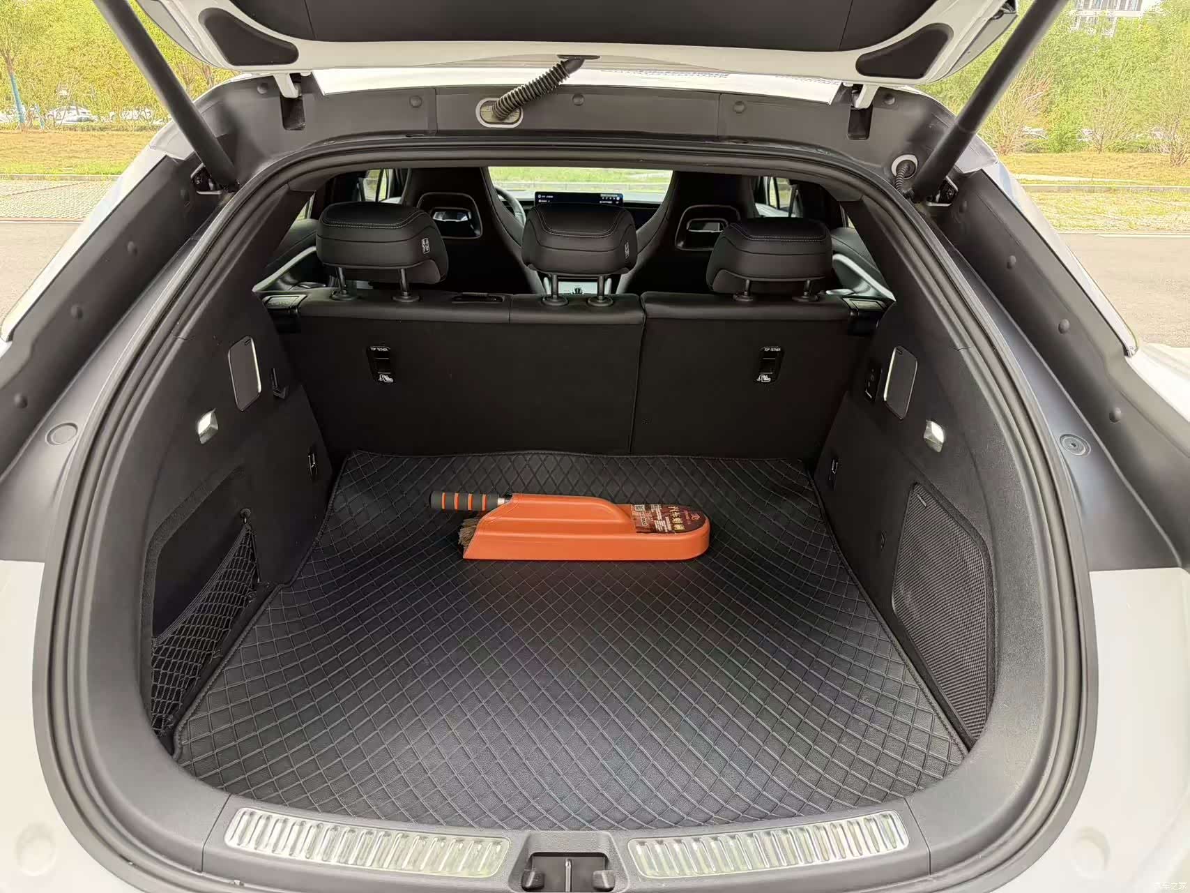 BYD HiAce, 2025 10
