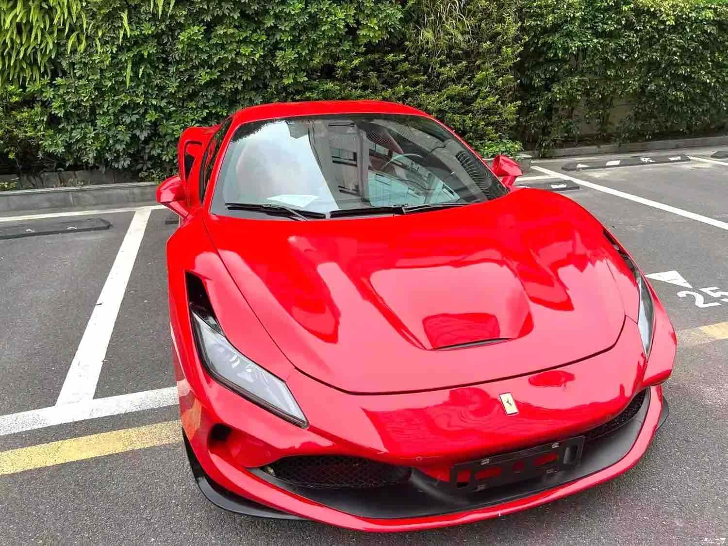 Ferrari F8, 2022 2