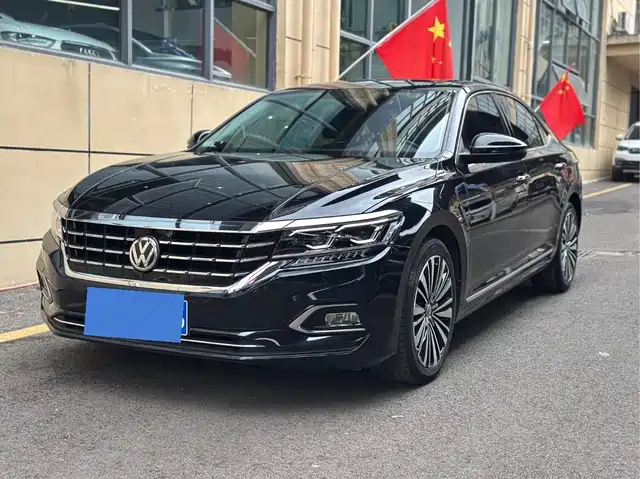 Volkswagen Passat 2021 — купить из Китая под заказ
