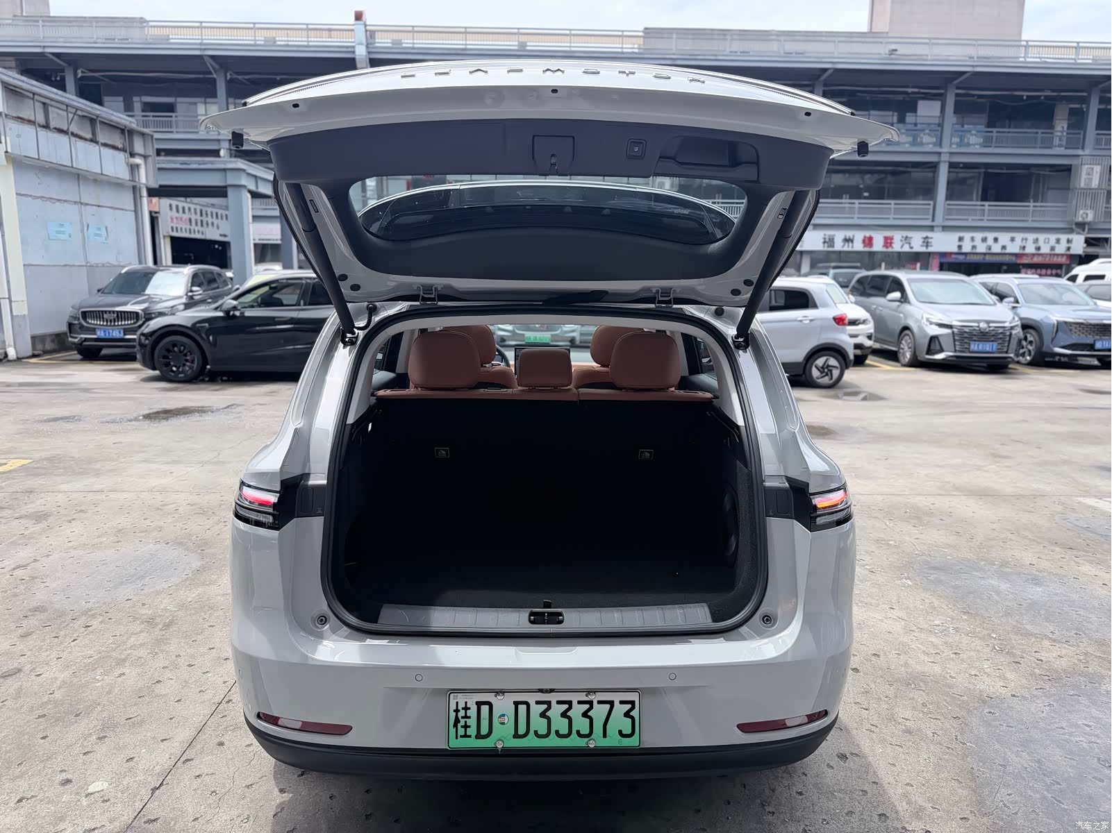 Leapmotor C10, 2025 10