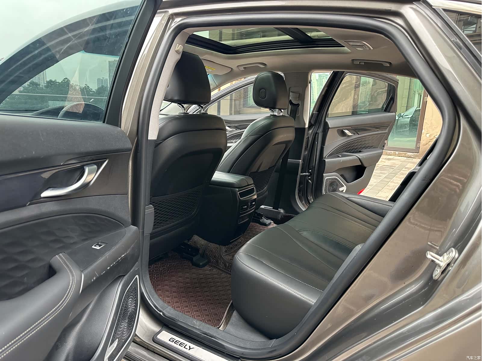 Geely +, 2021 10