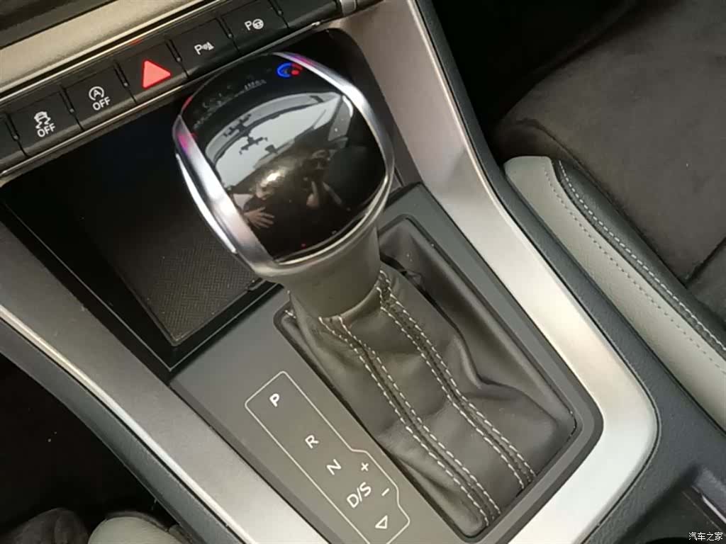 Audi Q3, 2023 14