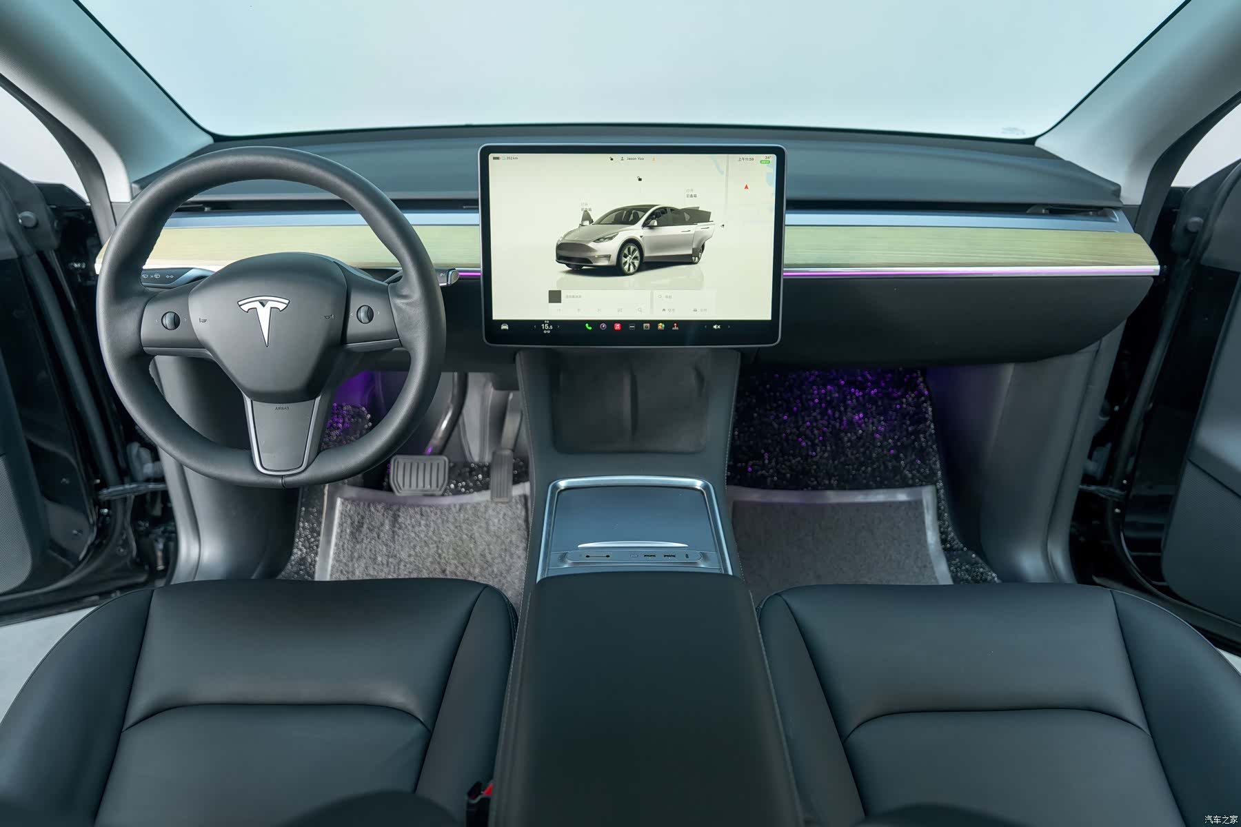 Tesla Model Y, 2023 10