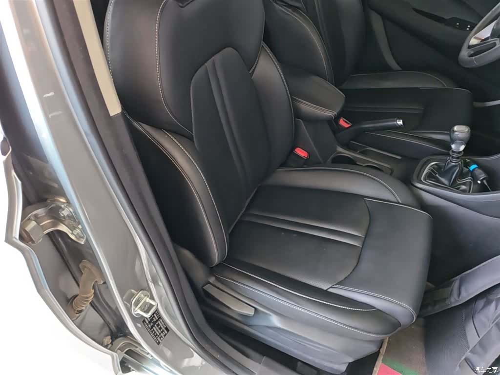 Wuling 360, 2018 25