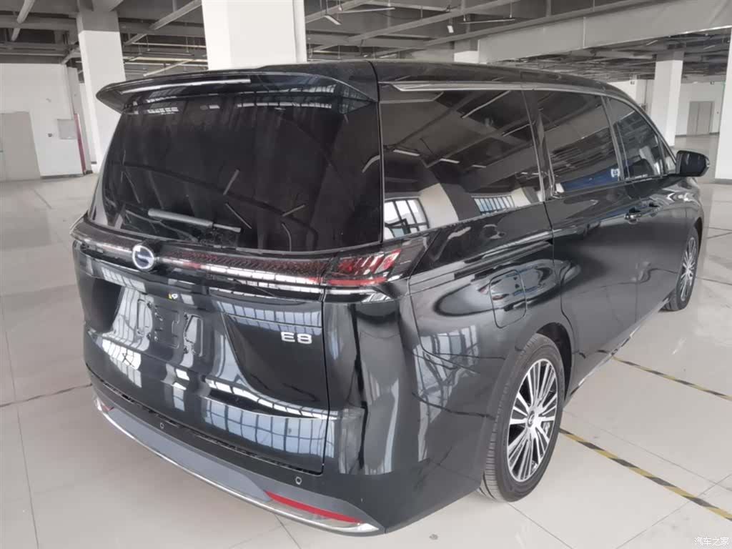 Trumpchi E8, 2025 7