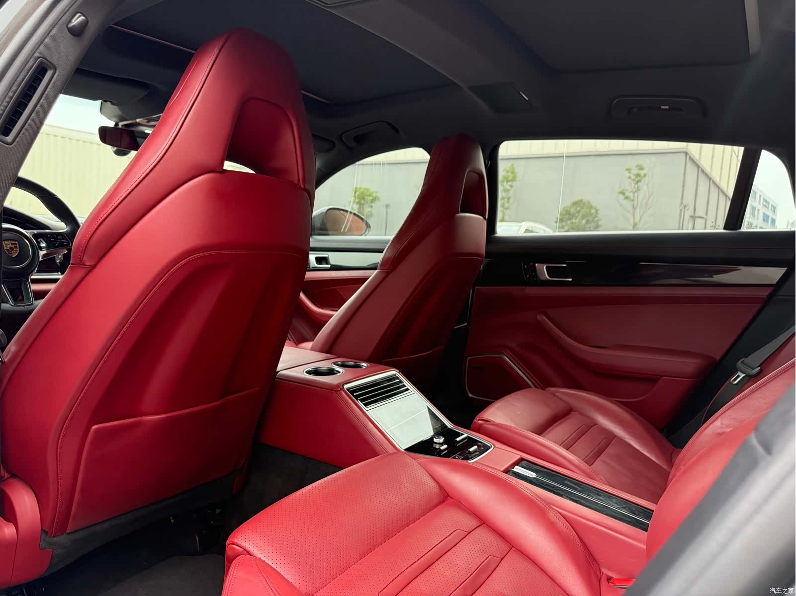 Porsche Panamera, 2018 7