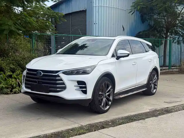 BYD Tang New Energy 2018 — купить из Китая под заказ