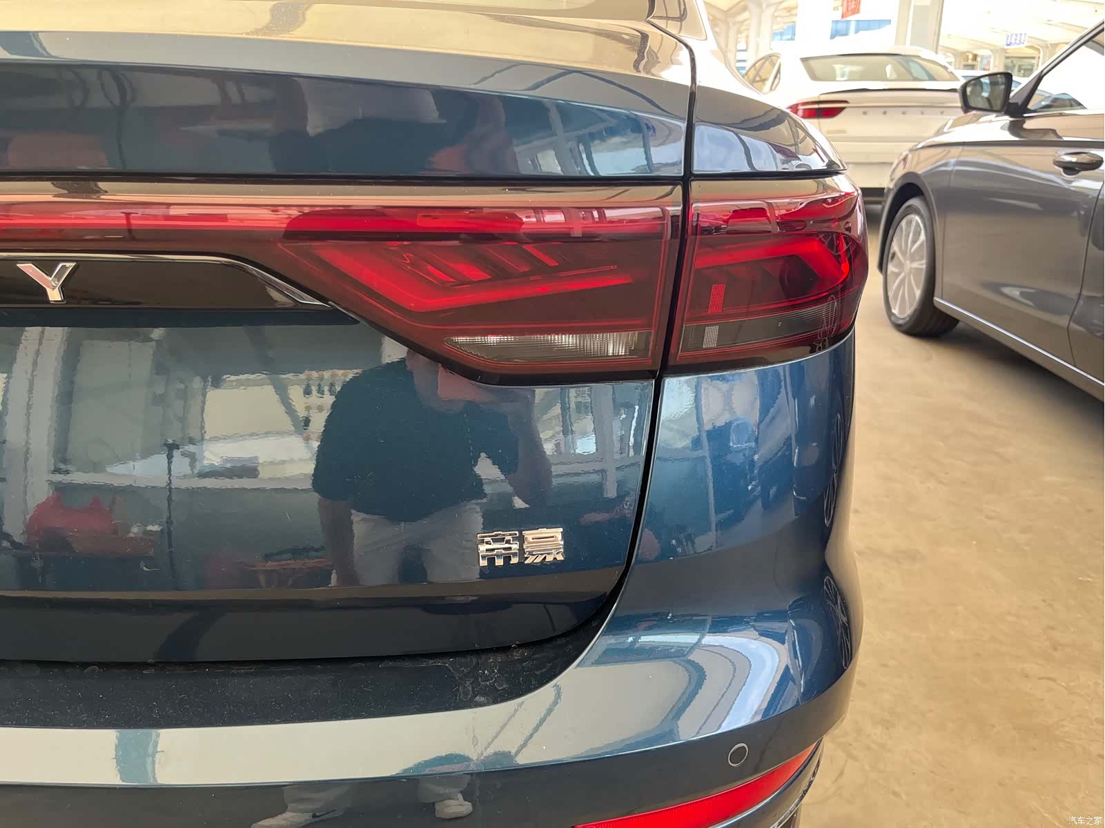 Geely Emgrand, 2026 19