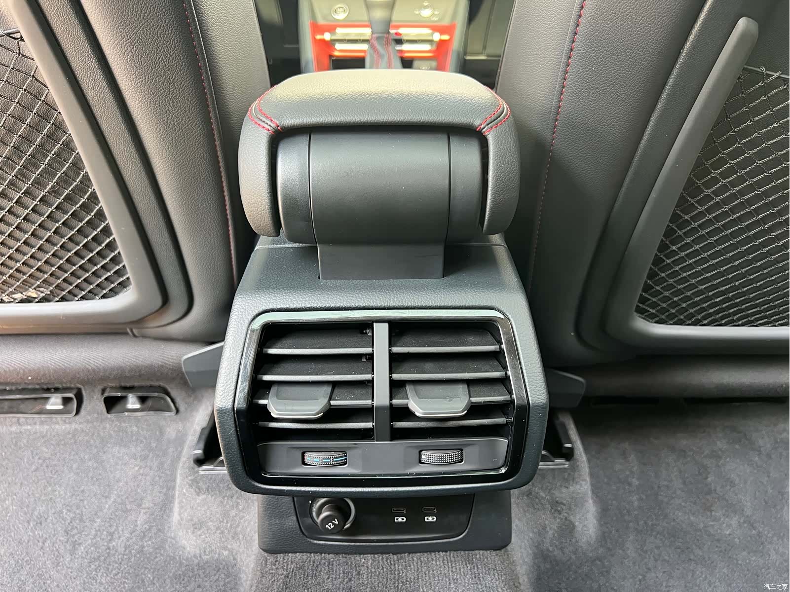 Audi Q3, 2021 16