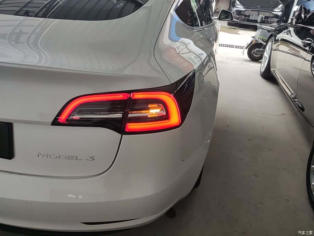 Tesla Model 3, 2020 8