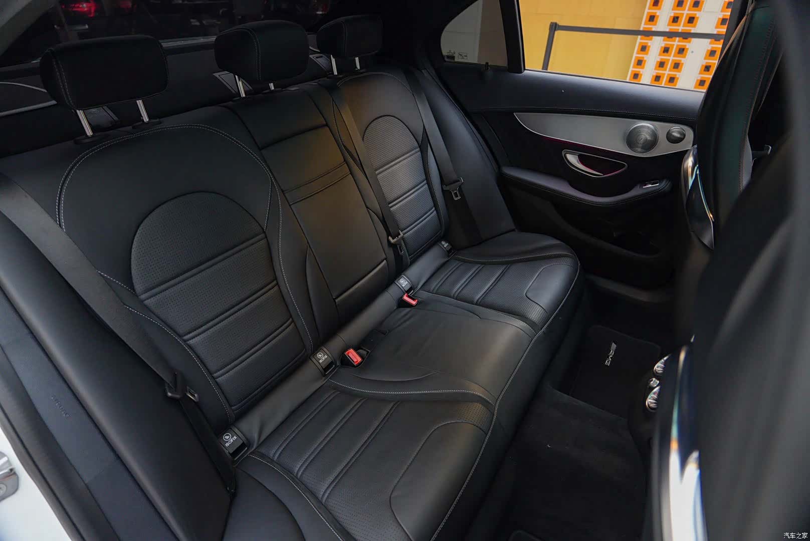Mercedes-Benz C-Class, 2018 13