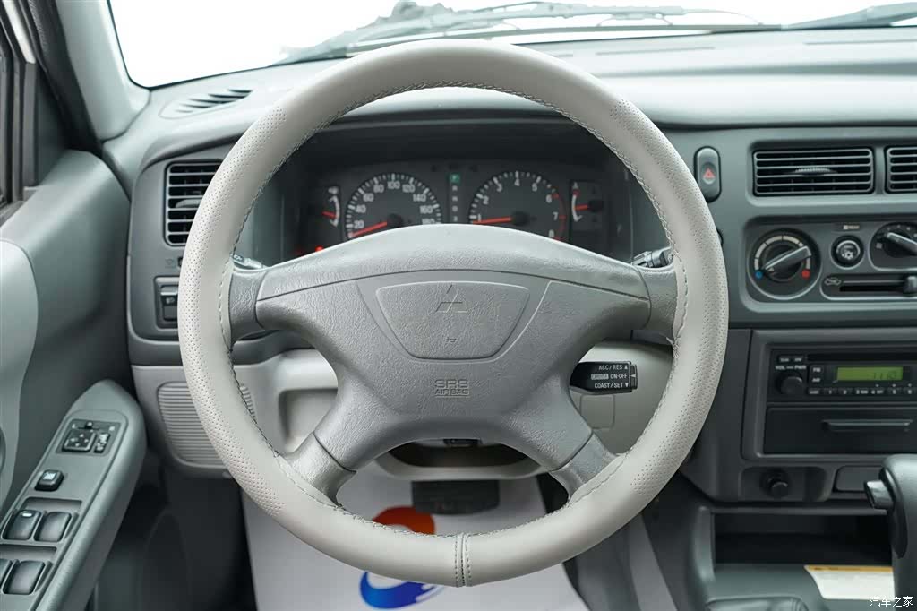 Mitsubishi Pajero, 2007 13