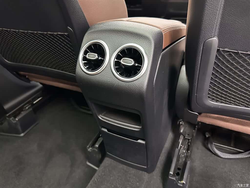 Mercedes-Benz GLB, 2020 24