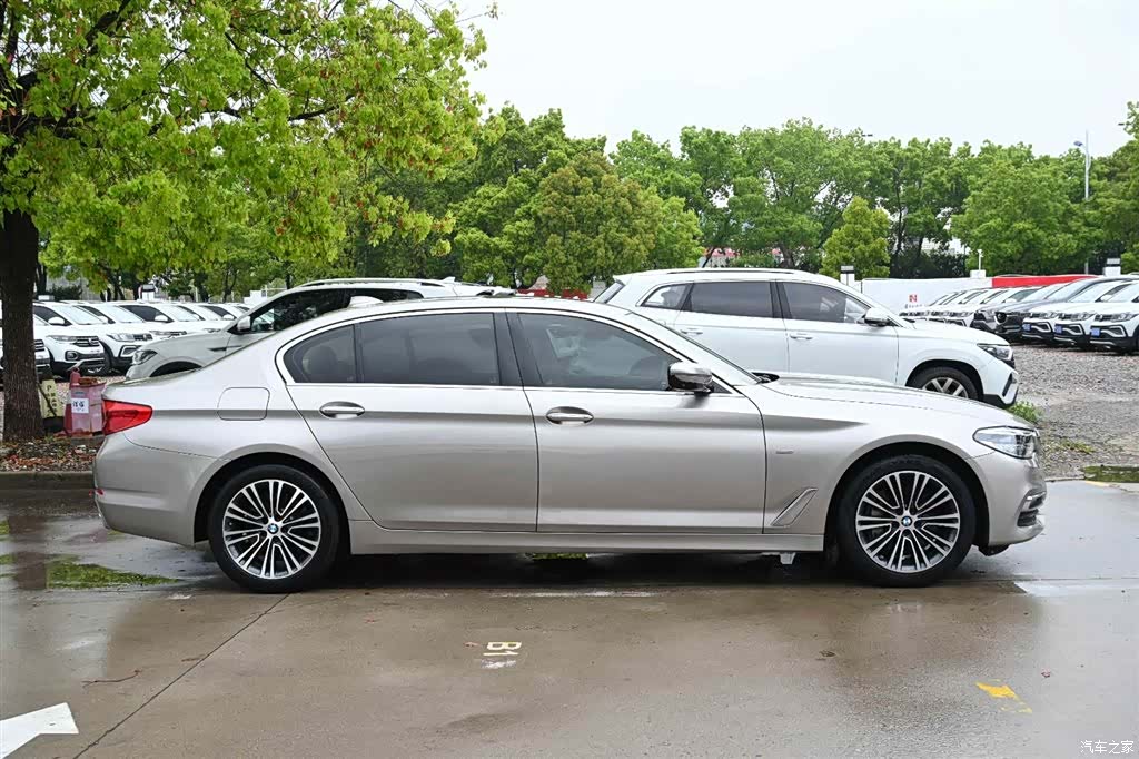 BMW 5 Series, 2018 7