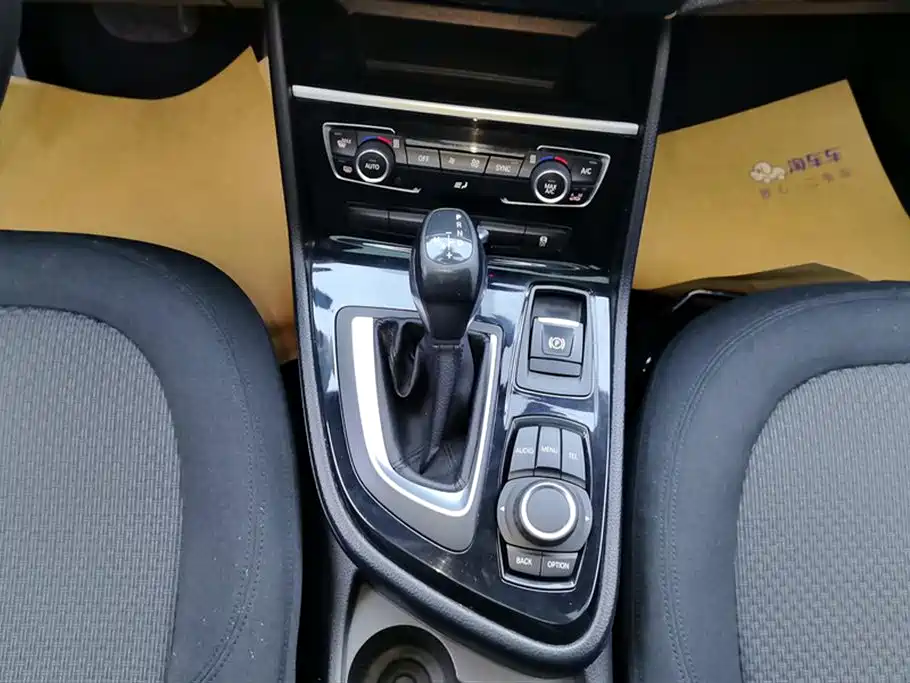 BMW 2 series station wagon