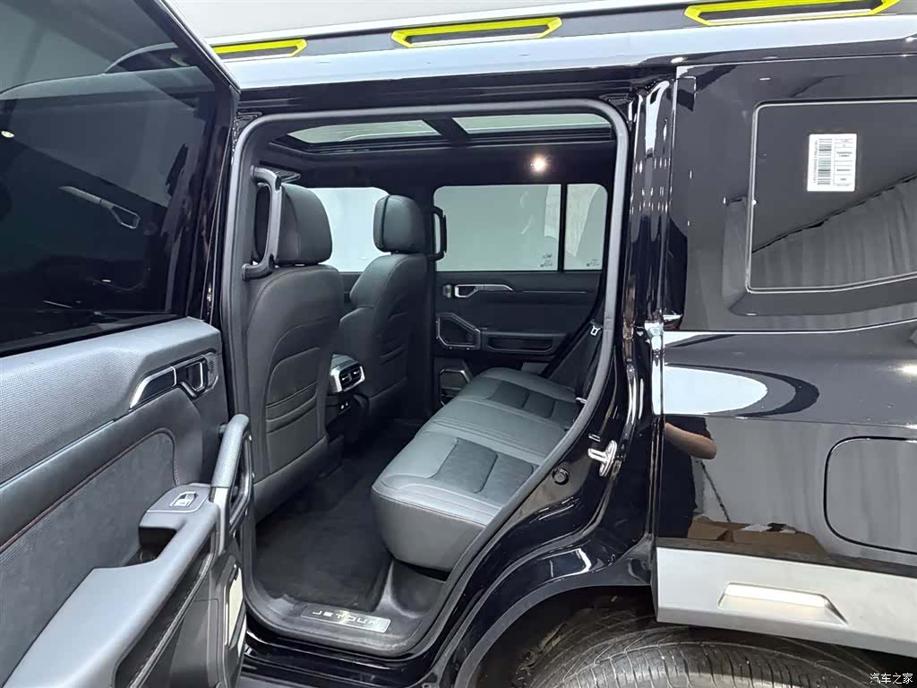 Jetour Traveller, 2024 13