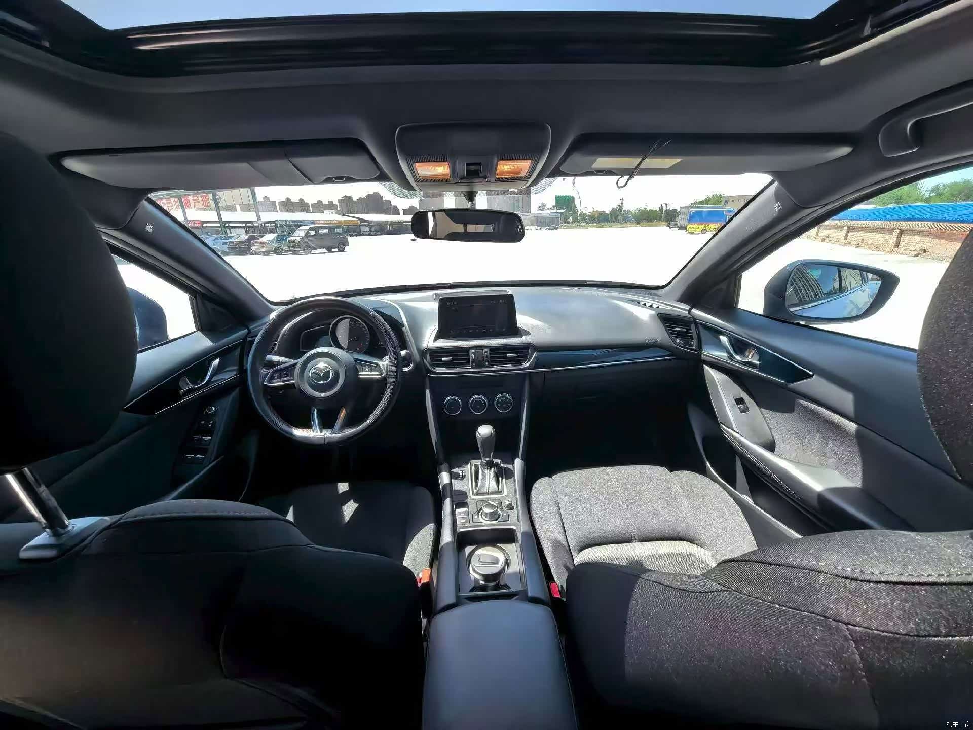 Mazda CX-4, 2021 все фото