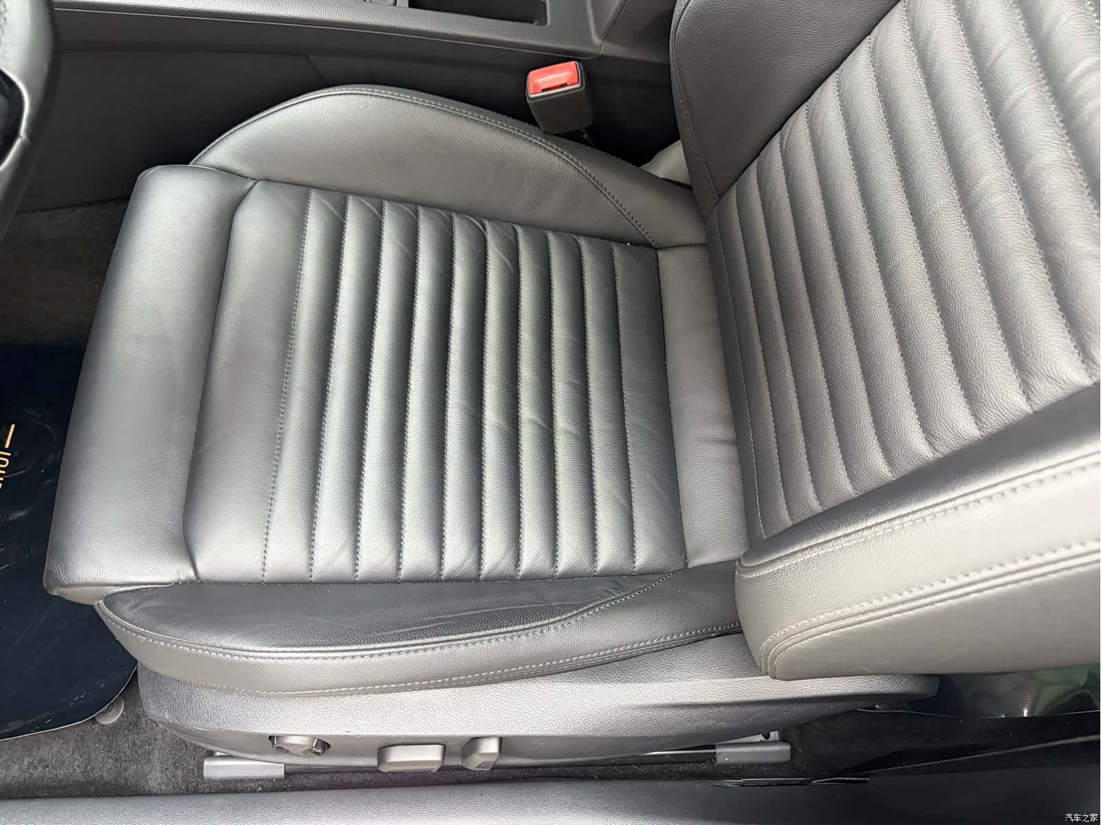 Volkswagen Magotan, 2019 12