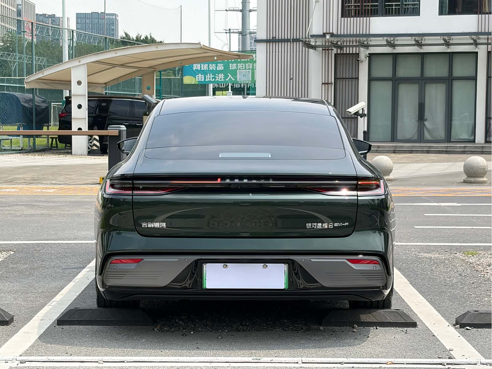 Geely 8, 2025 все фото