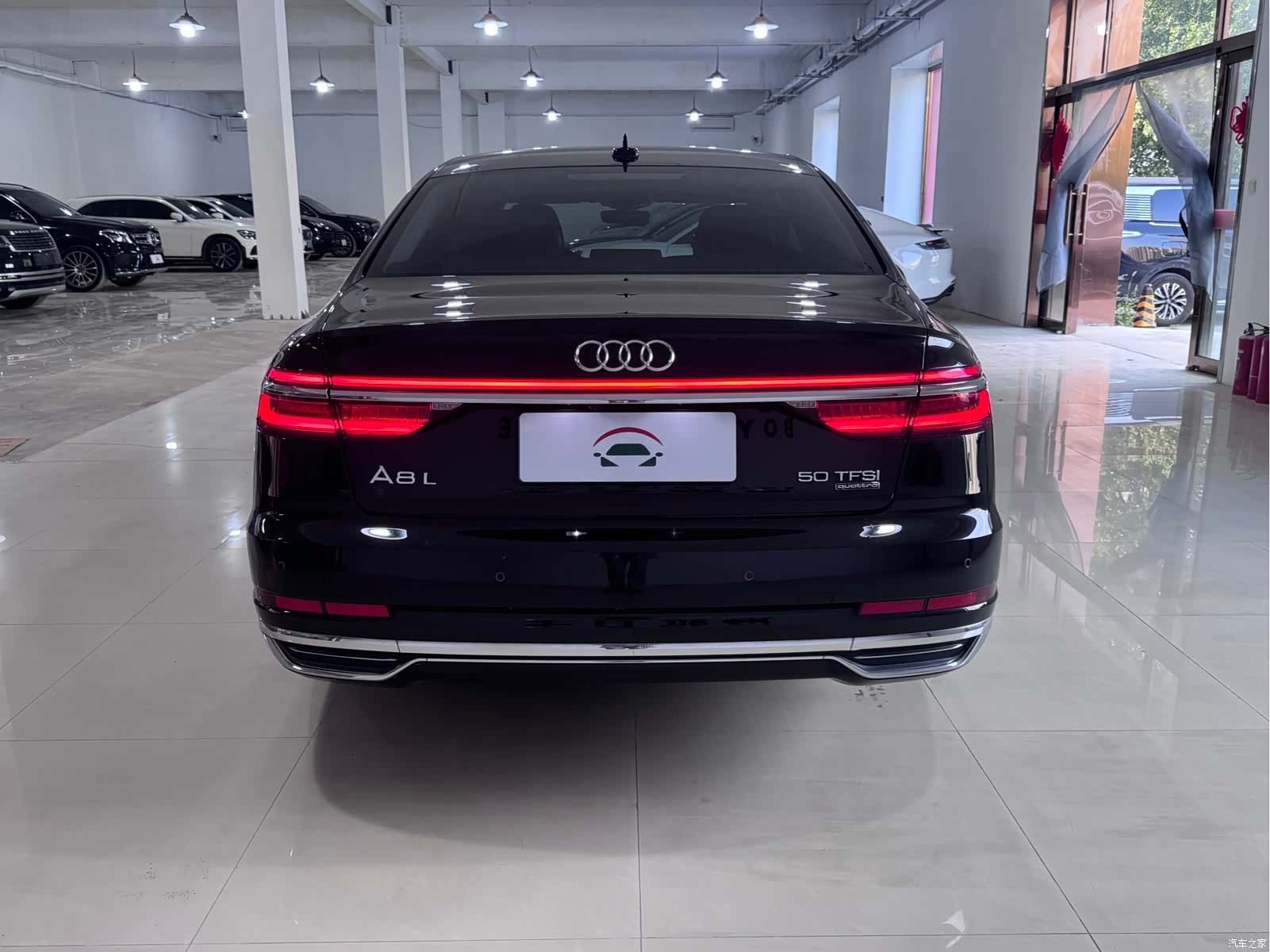 Audi A8L, 2021 все фото