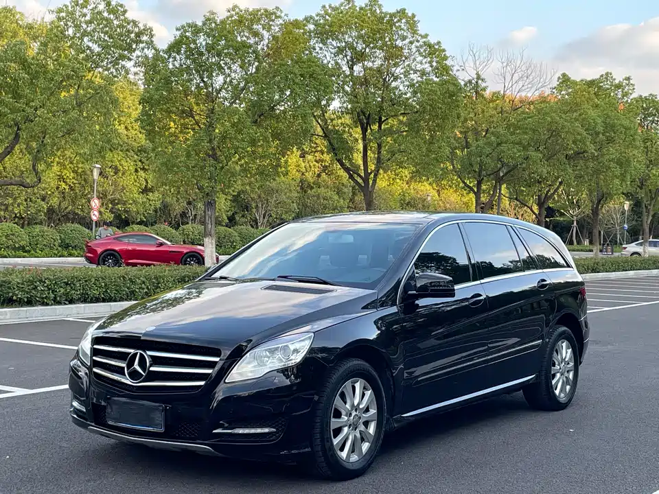 Mercedes-Benz R-class