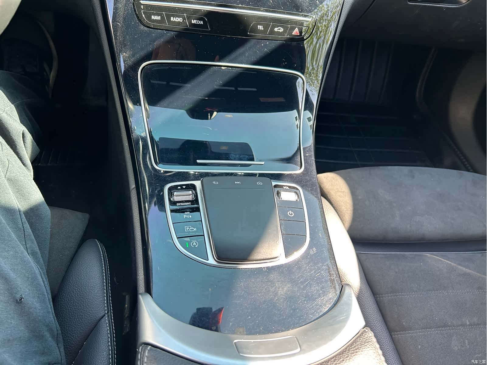 Mercedes-Benz C-Class, 2019 16