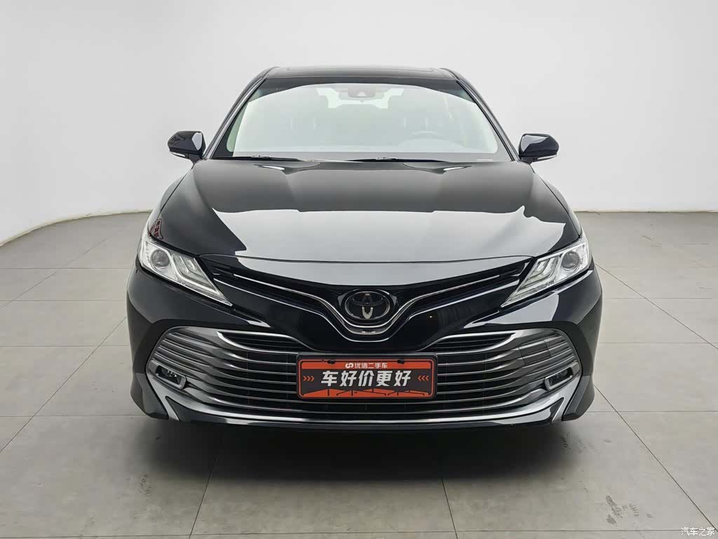 Toyota Camry, 2018 3