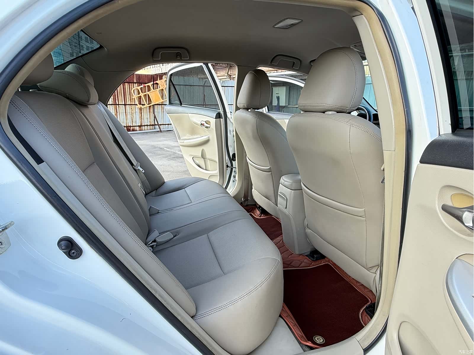 Toyota Corolla, 2012 8