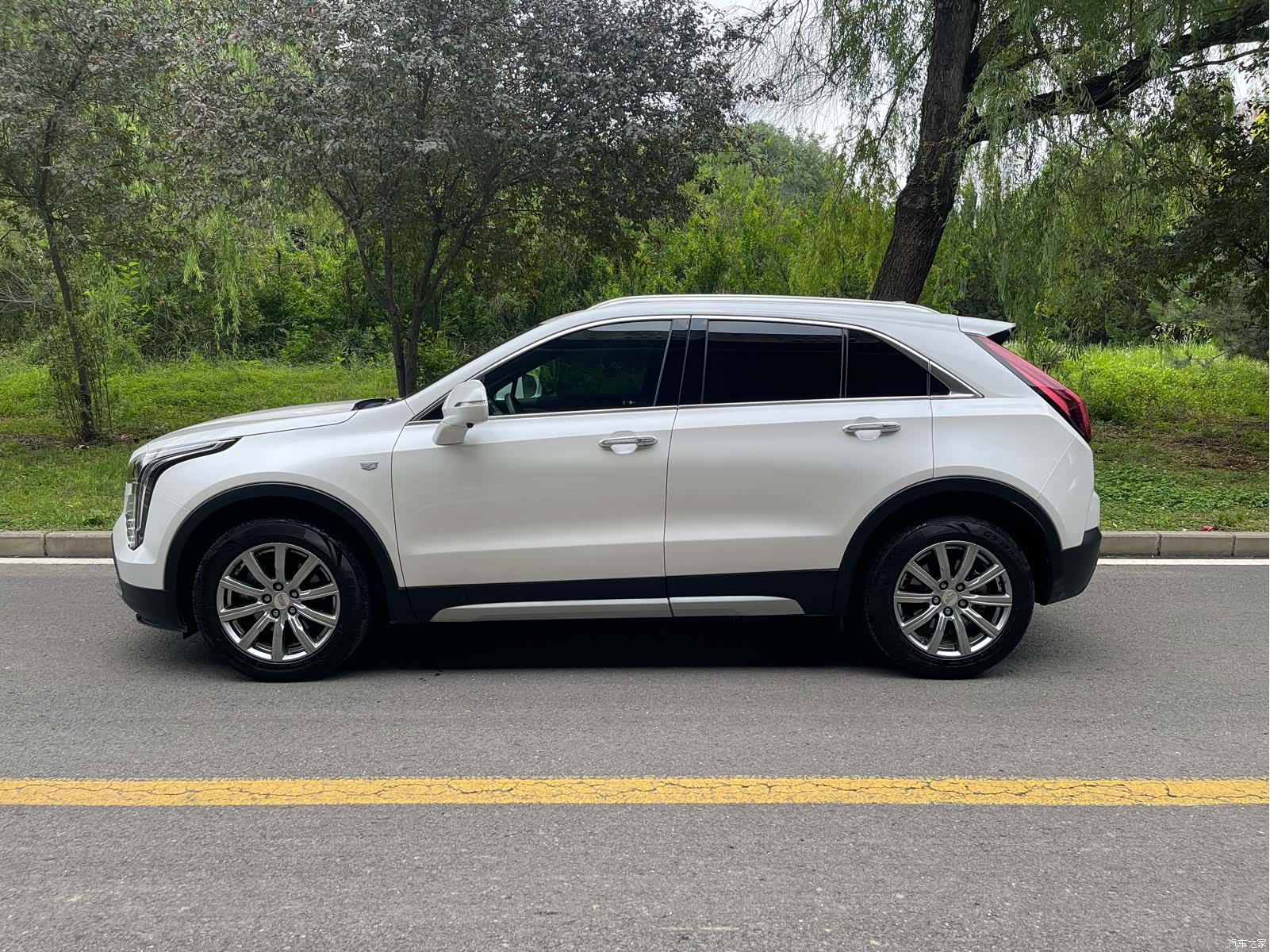 Cadillac XT4, 2019 13