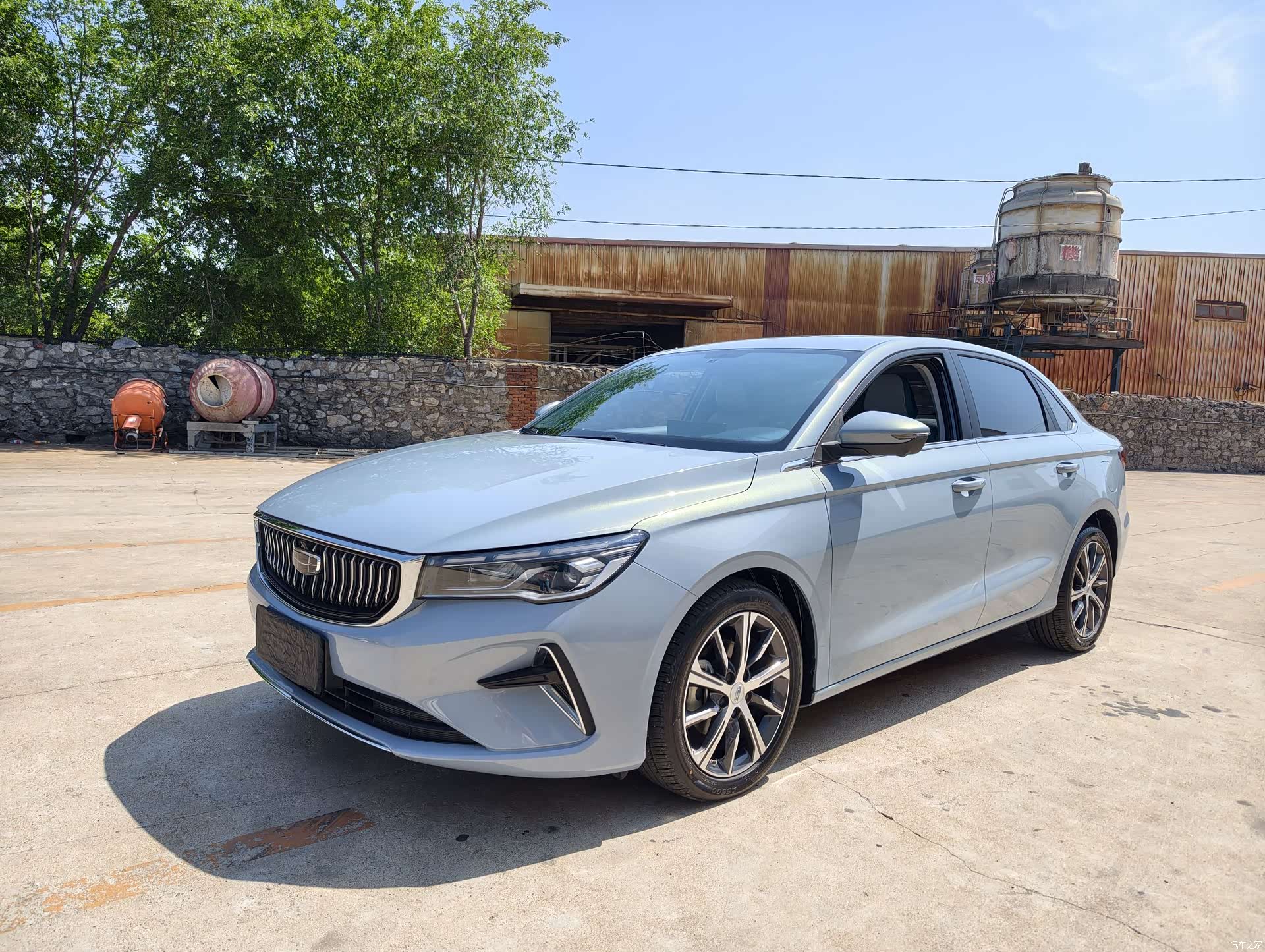 Geely Emgrand, 2024 1