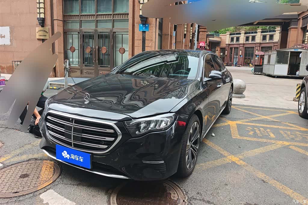 Mercedes-Benz E-Class, 2025 1