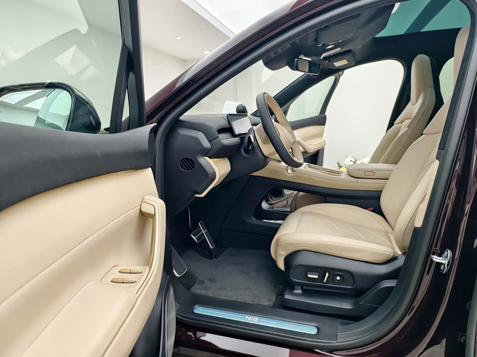 NIO EC7 NIO EC7