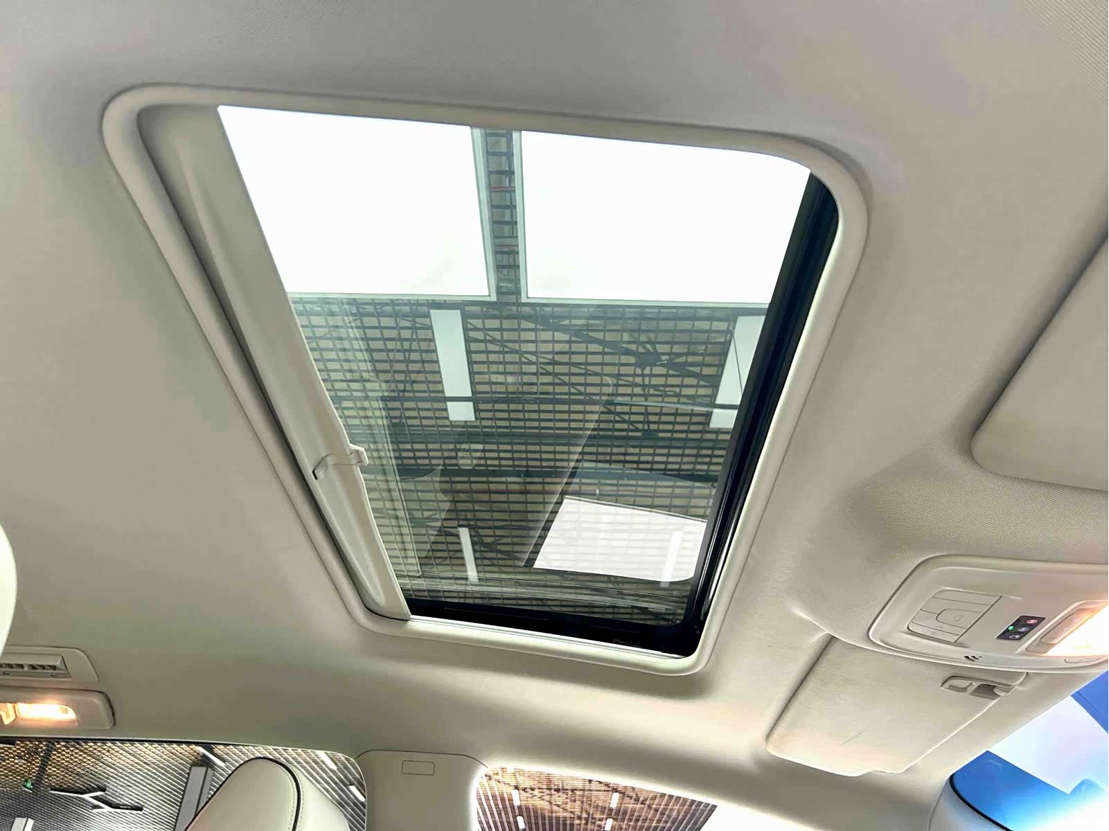 Buick GL8, 2022 8