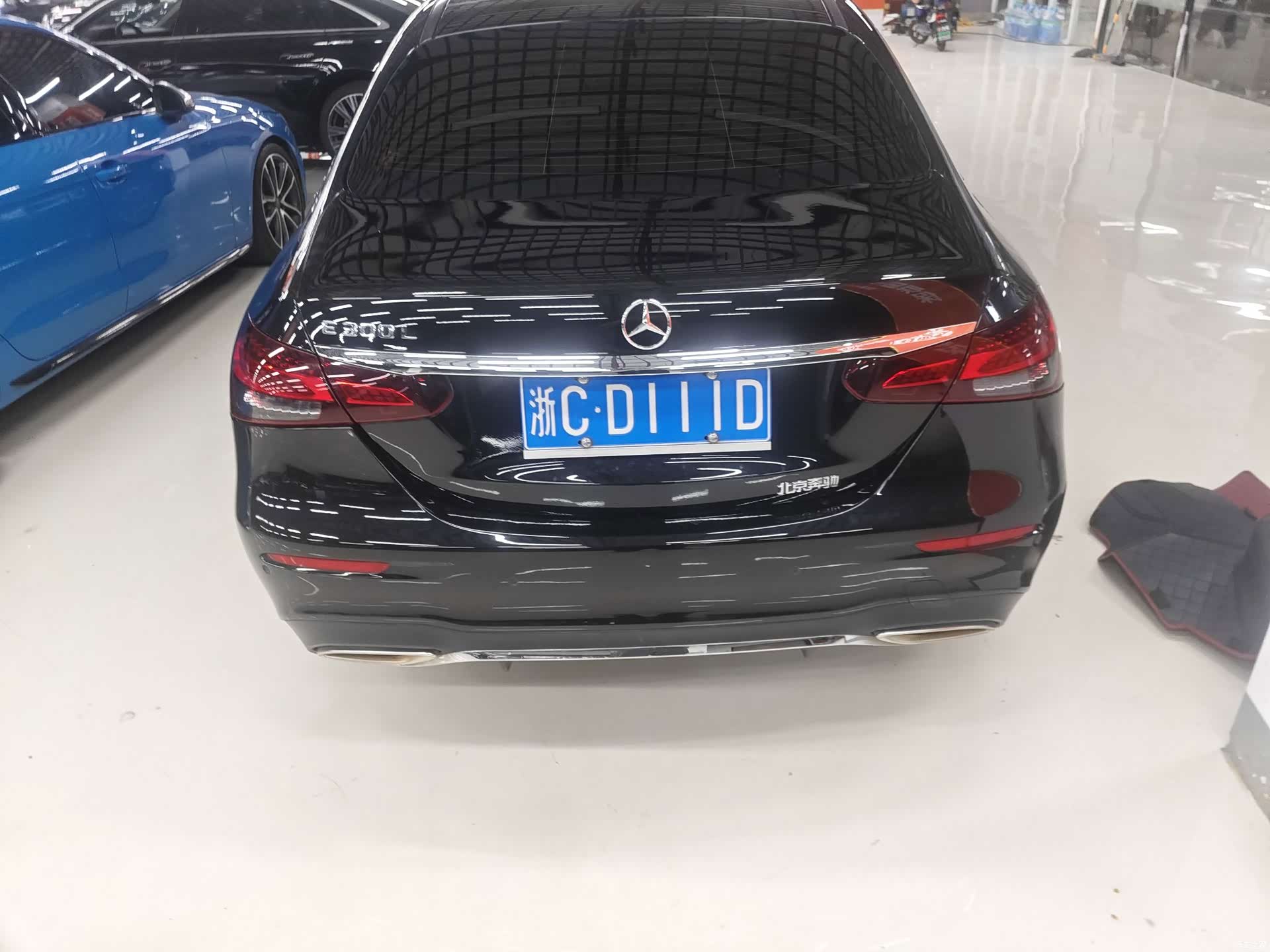 Mercedes-Benz E-Class, 2023 4