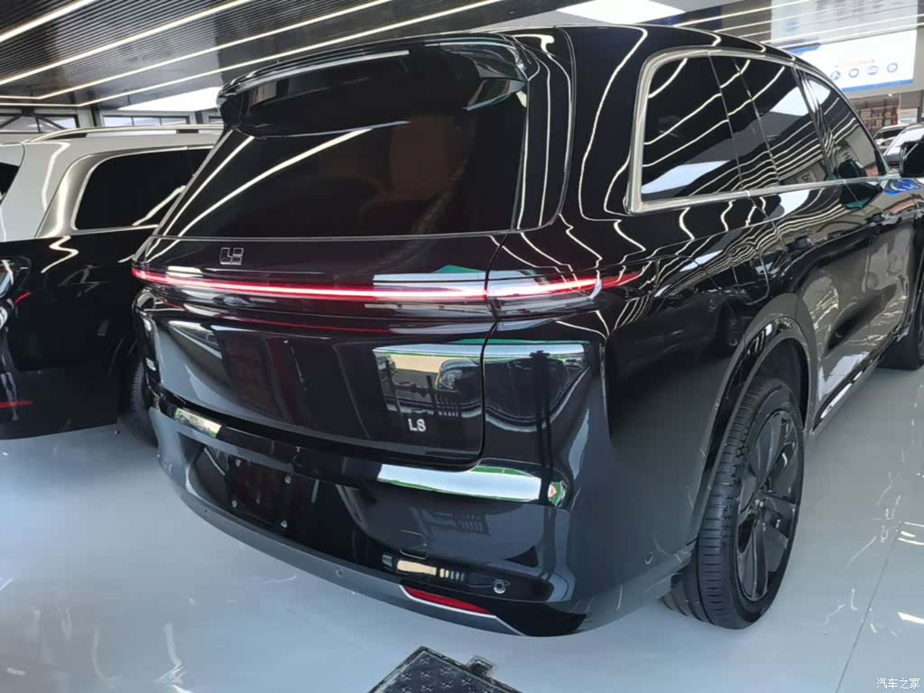 Li Auto L8, 2025 6