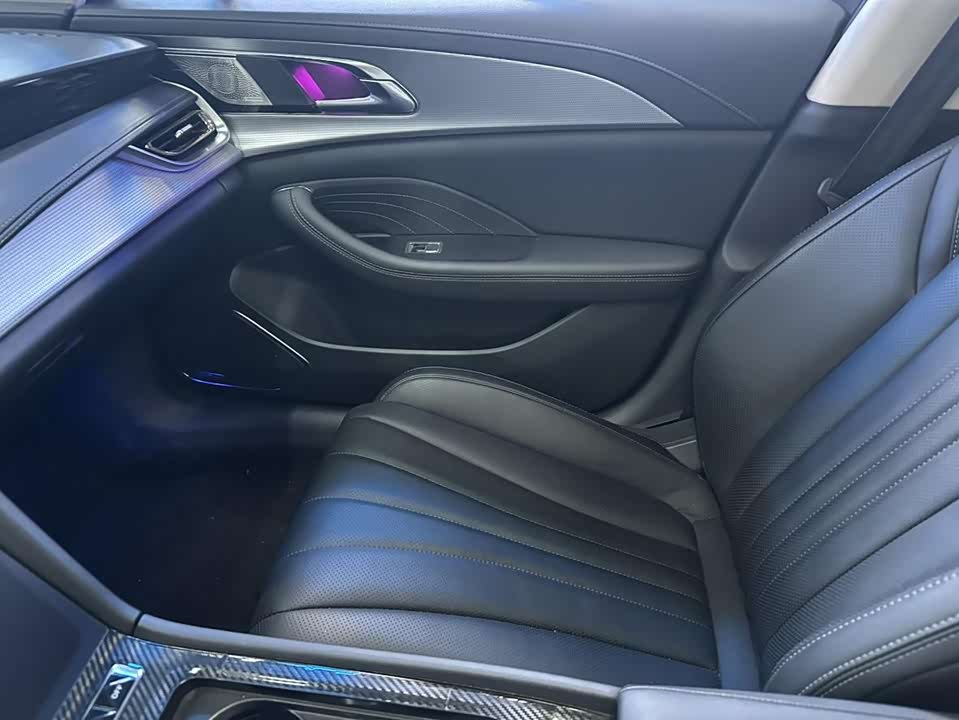 Hongqi H5 Hongqi H5