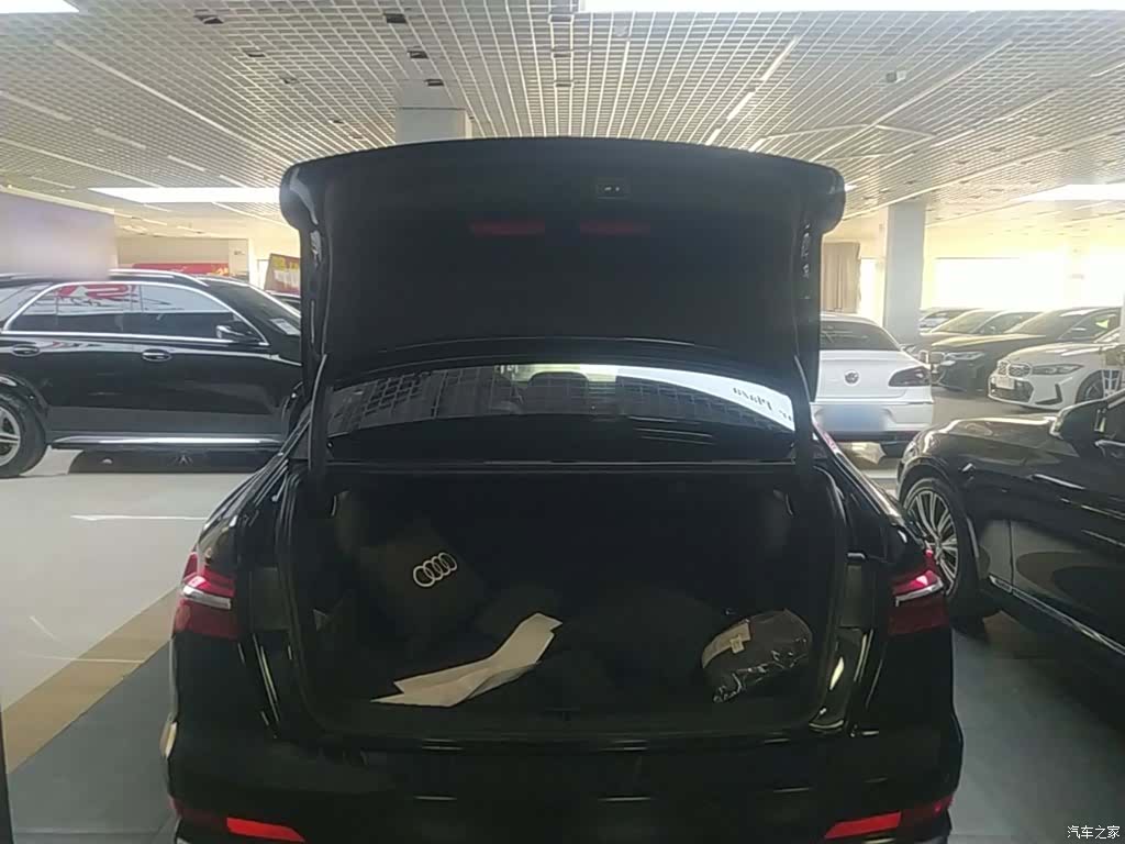 Audi A6L, 2023 15