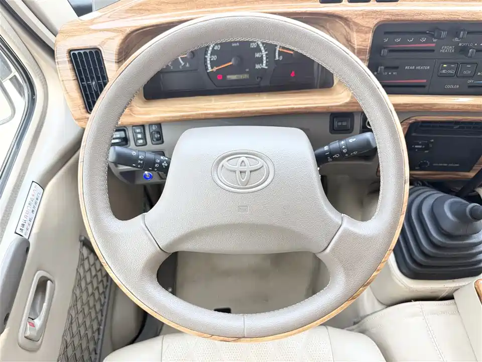 Toyota Costa