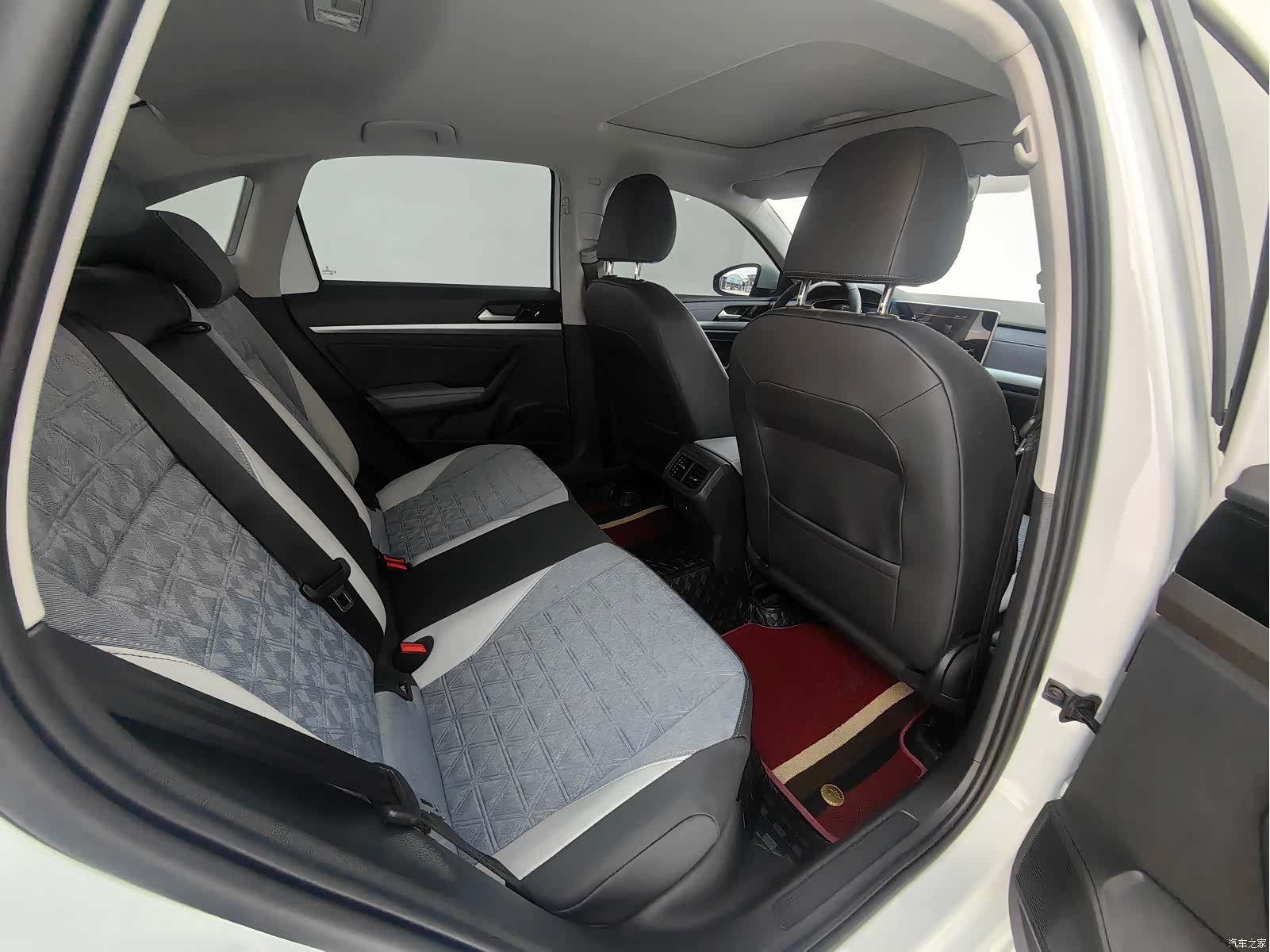 Volkswagen Lavida, 2023 10