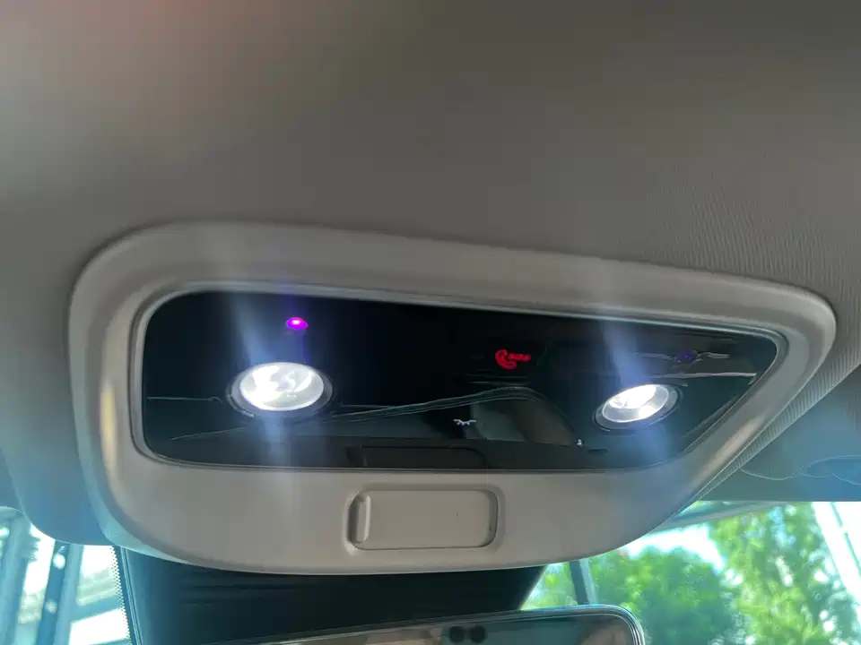 AITO Ask the world M5