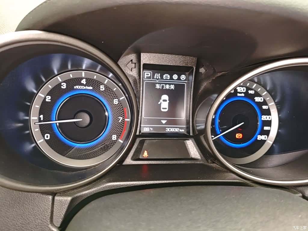 Changan CS35, 2017 12