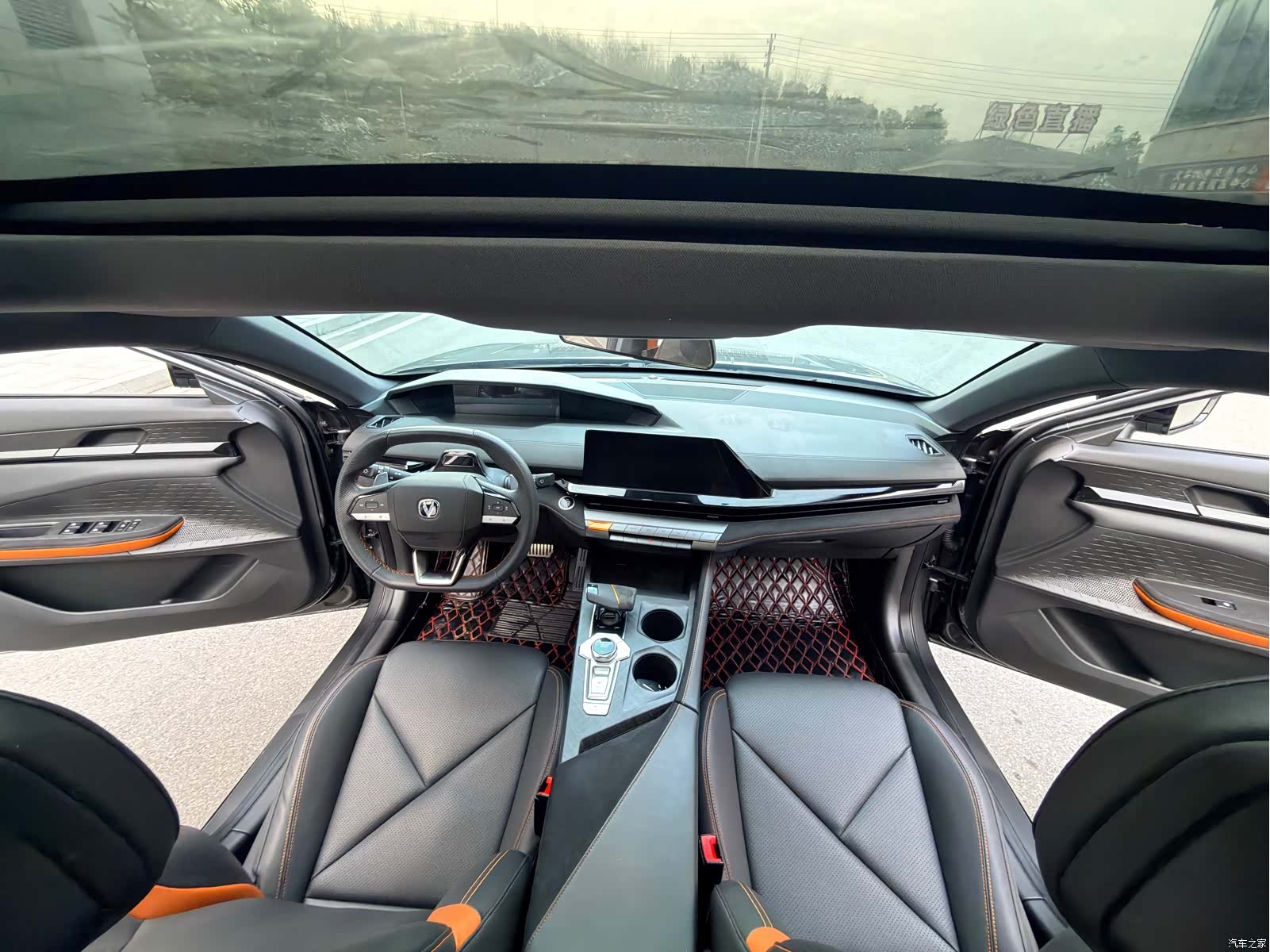 Changan UNI-V, 2022 9