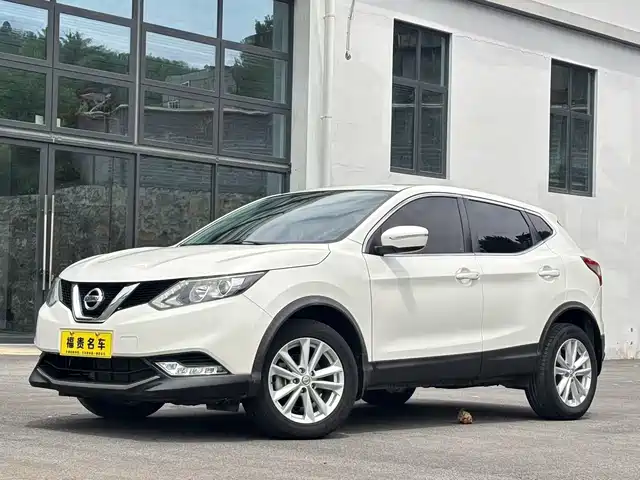 Nissan Qashqai 2018 — купить из Китая под заказ